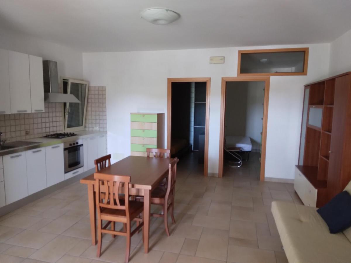 ויאסטה Villa Rinaldi Apartment מראה חיצוני תמונה